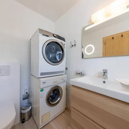 木屋 La Cheneviere *